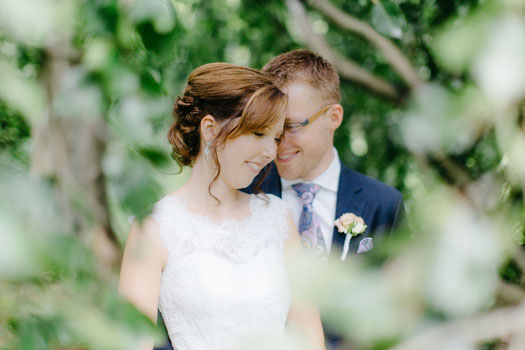 Hochzeit unter freiem Himmel mit Hochzeitsrednerin von Strauß & Fliege