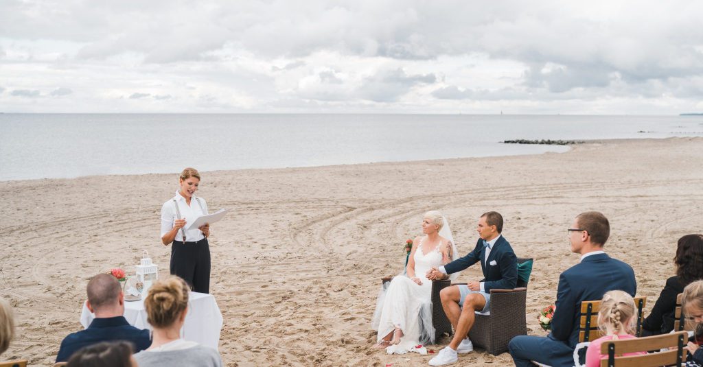 Freie Trauung am Strand, Heiraten am Meer, Traurednerin Strauß & Fliege, Freie Trauung Nordsee, Freie Trauung Strauß & Fliege