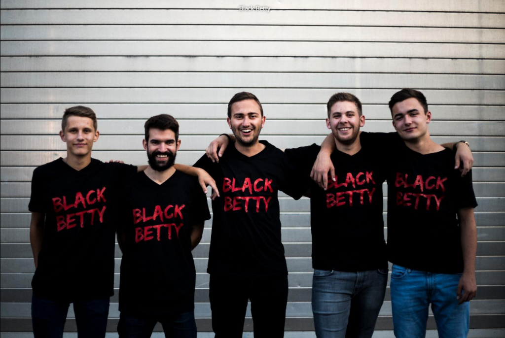 Coverband und Hochzeitsband Black Betty bittet zum Tanz