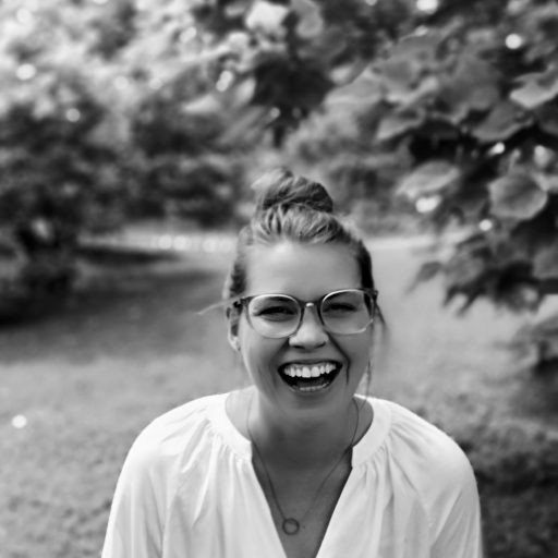 Traurednerin Linz: „Romantik? Ja, bitte. Kitsch? Nein, danke.“