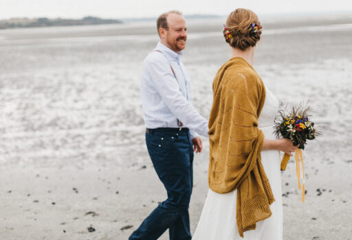 Freie Trauung am Strand | Destination Wedding | Strauß & Fliege