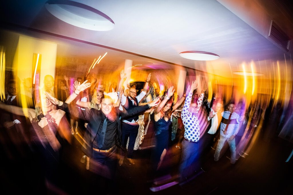 Hochzeitsband München | Partystimmung auf der Hochzeit | Strauß & Fliege