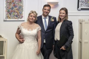Freie Trauung in Hamburg | Professionelle HochzeitsrednerInnen | Strauß & Fliege