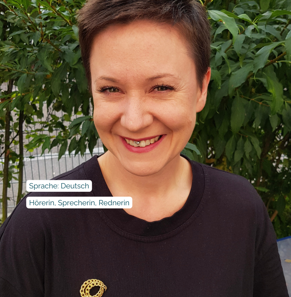 Trauredner Melanie Ibler aus Mannheim | Strauß & Fliege