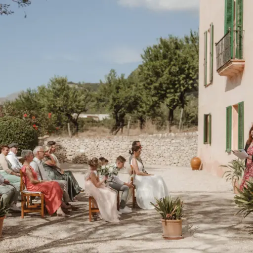 Destination Wedding: Freie Trauung im Ausland – was wirklich trägt, wenn ihr weit weg Ja sagt