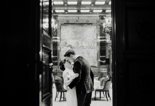 Freie Trauung mit Hochzeitsrednerin Nerea Burger aus Wien Österreich | Strauß & Fliege